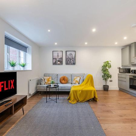 The Perfect Stay London, Home With 2 Bedrooms 1 Bath - Battersea, Vauxhall And Nine Elms Eksteriør billede
